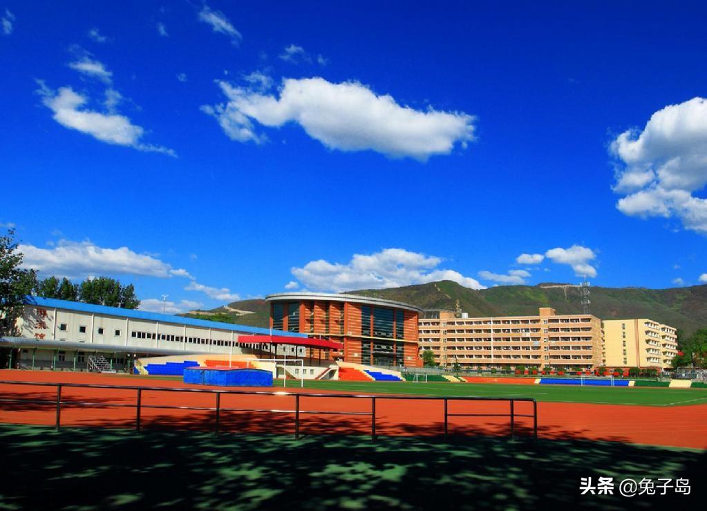 2023年北京市高职院校排名，北京电子科技职业学院领跑