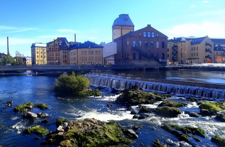 林雪平大学——瑞典的一所著名的国立综合性大学，以科学工程类专业见长