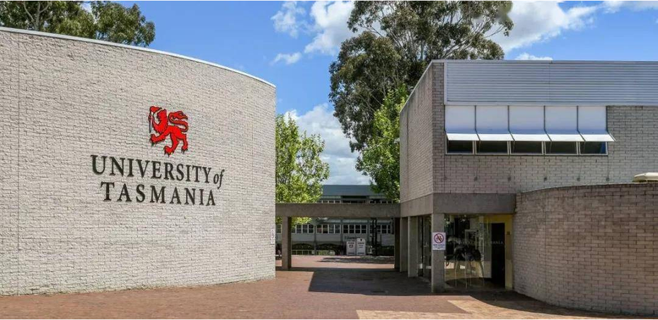 澳大利亚凯斯林大学——是一所由澳大利亚政府资助的公立综合性大学