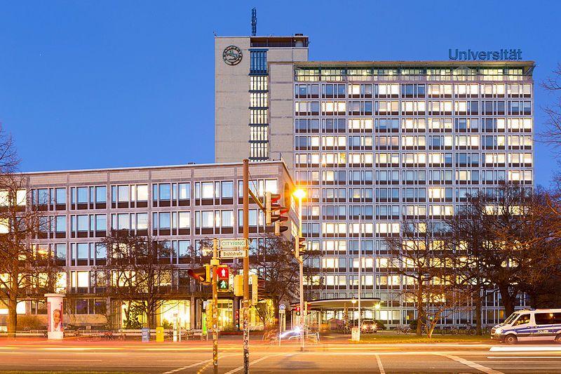 汉诺威大学——始建于1831年，是德国历史悠久的工业大学之一